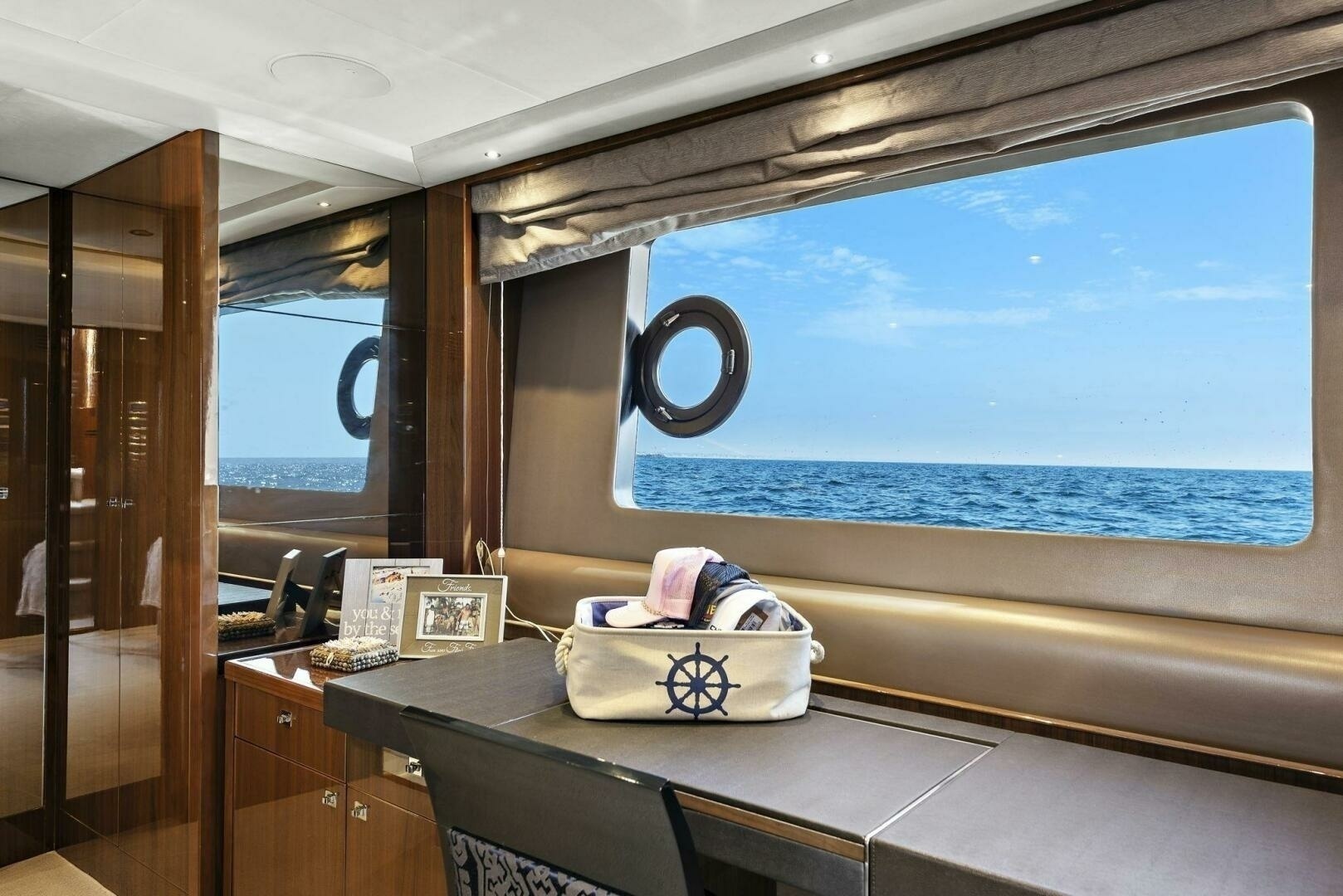 LA Z BUOY 72ft Princess Yacht For Sale