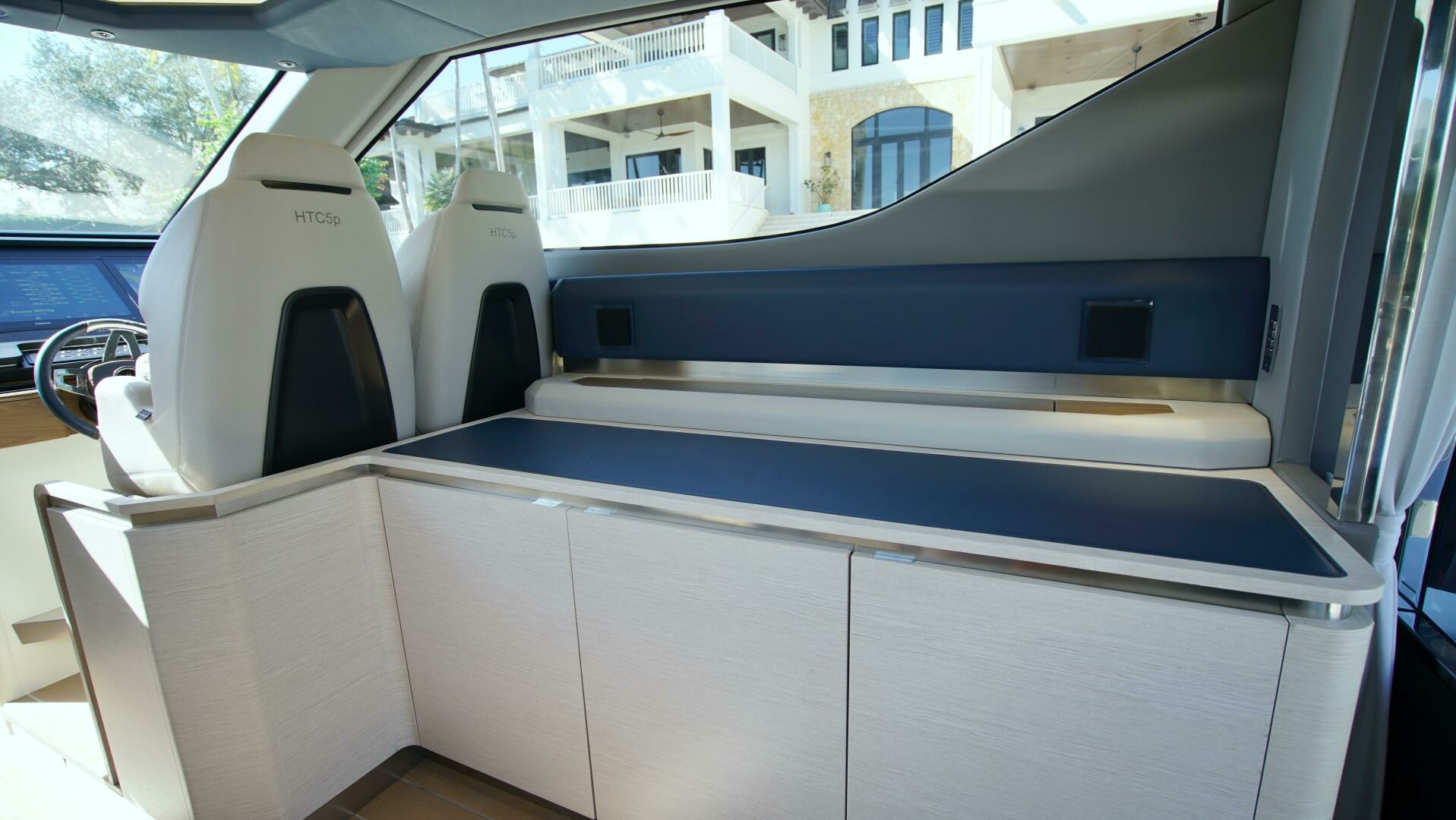 56ft Uniesse Yacht For Sale
