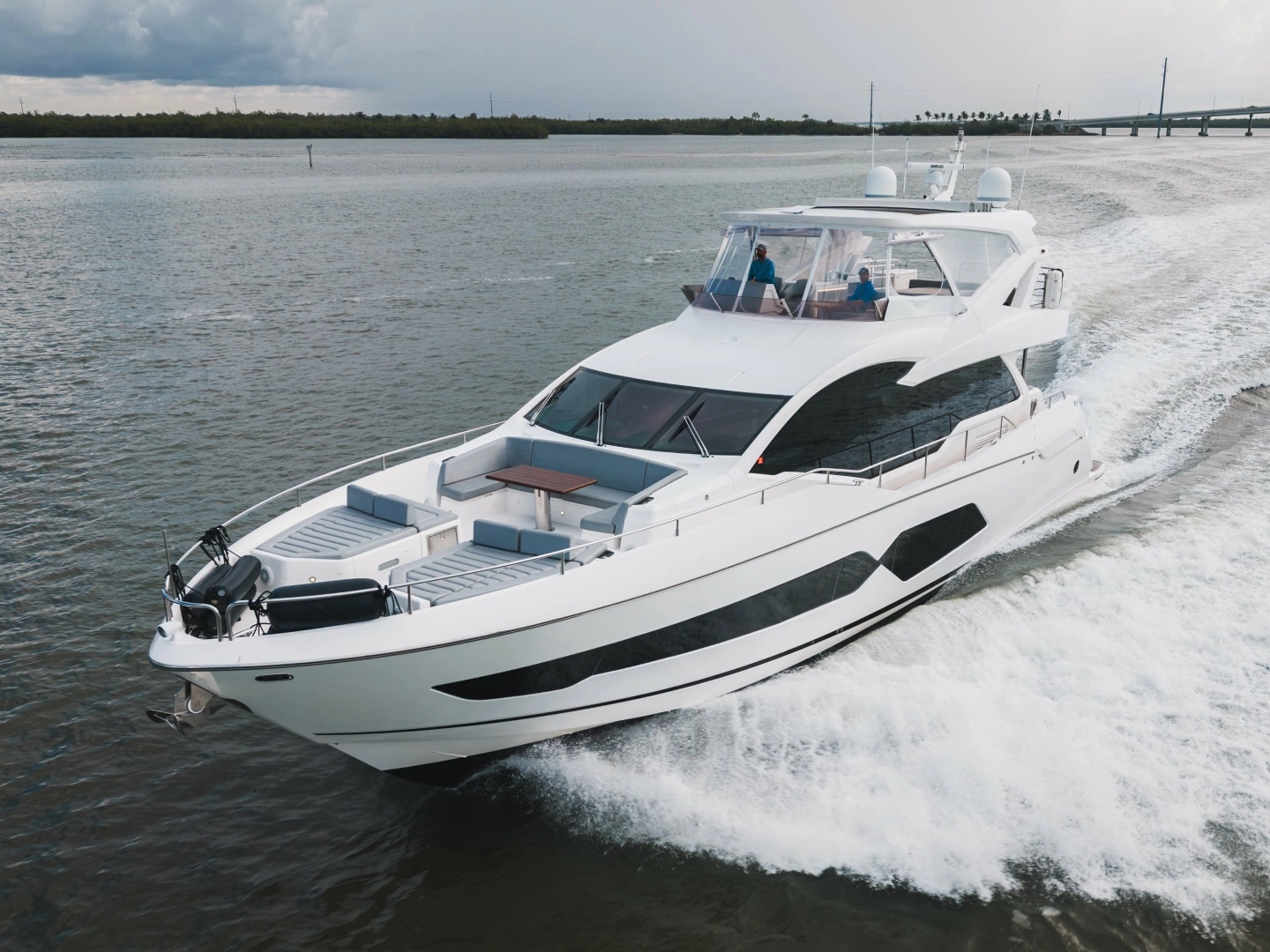 Sunseeker 76 Flybridge Yacht For Sale