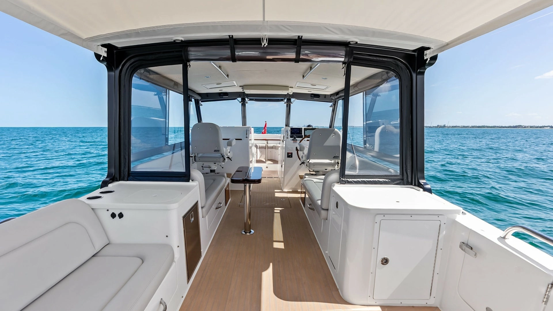MJM M3 Yacht For Sale
