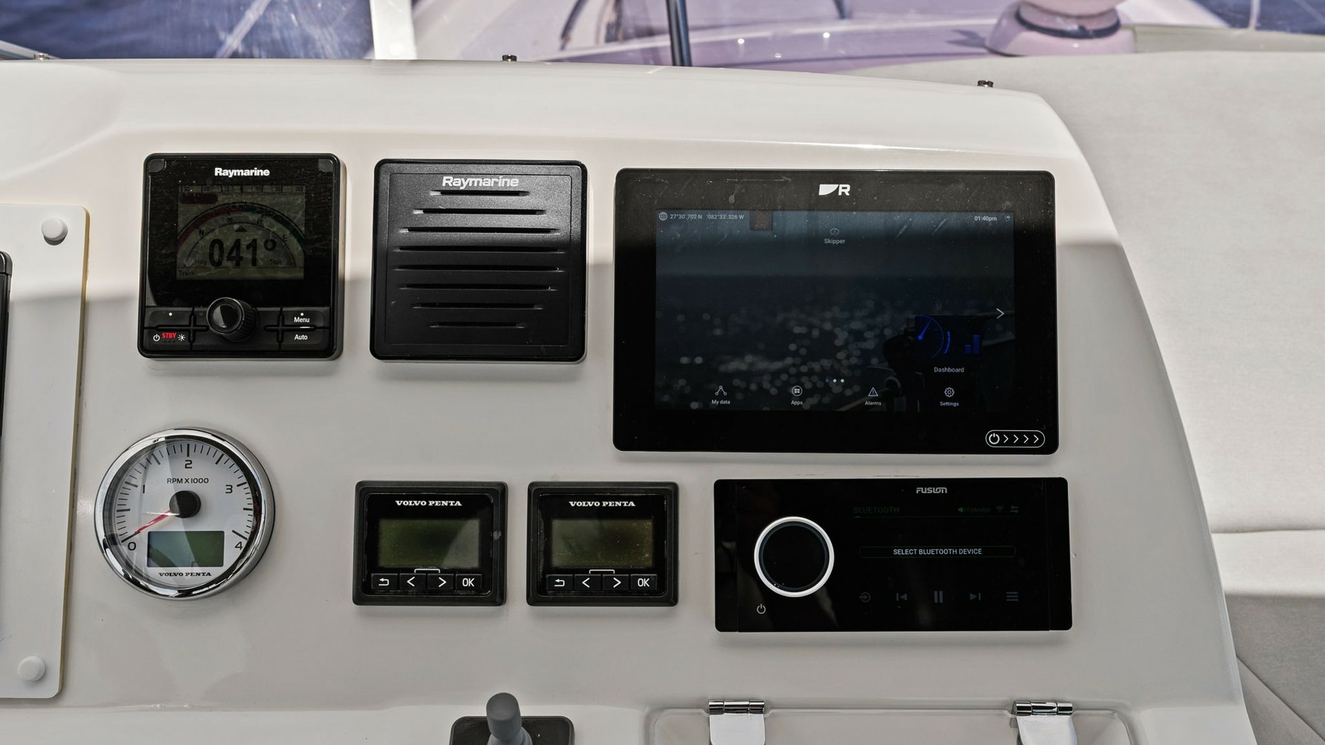 Flybridge Helm Station Controls