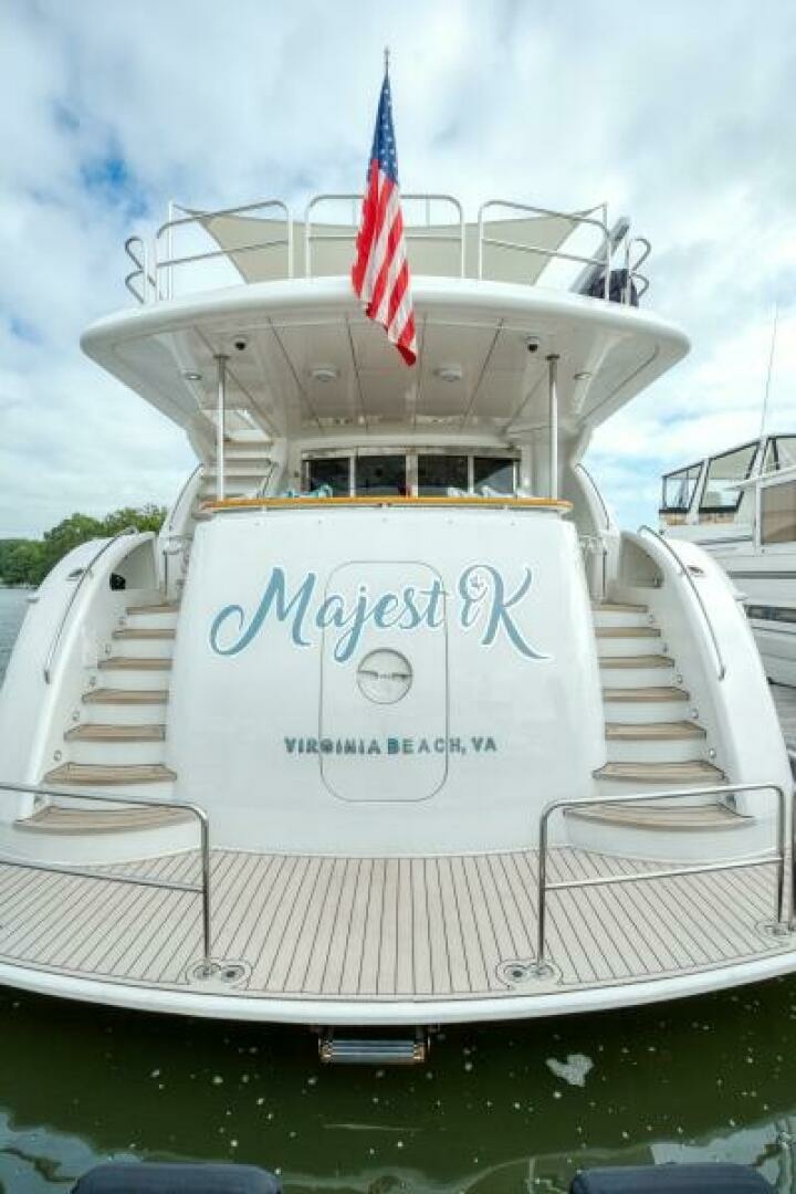 MAJESTIK 80ft Hatteras Yacht For Sale
