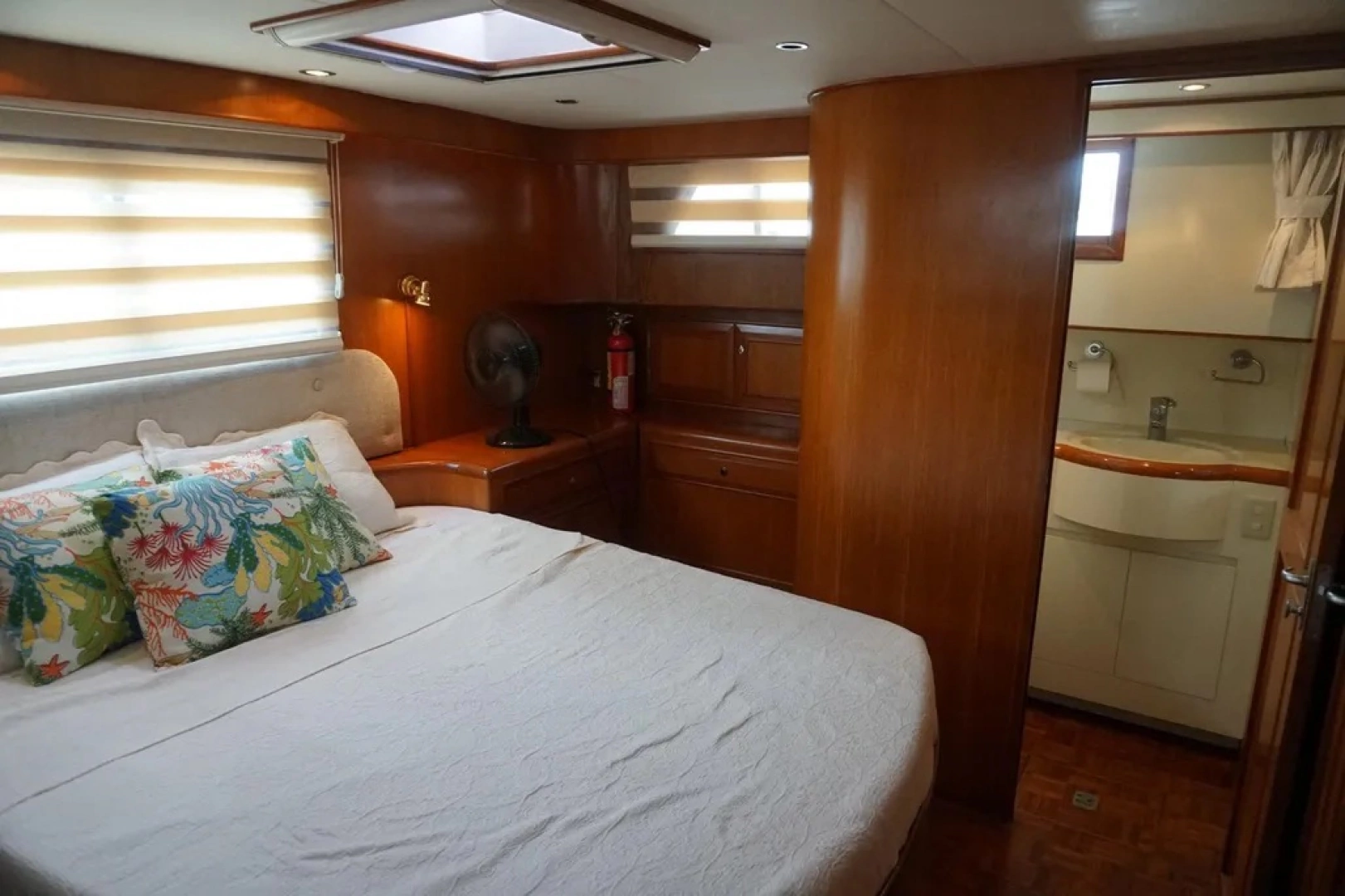 Ocean Alexander 456 Classico Yacht For Sale