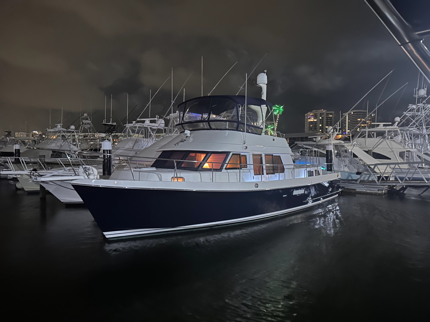 Ocean Alexander 456 Classico Yacht For Sale