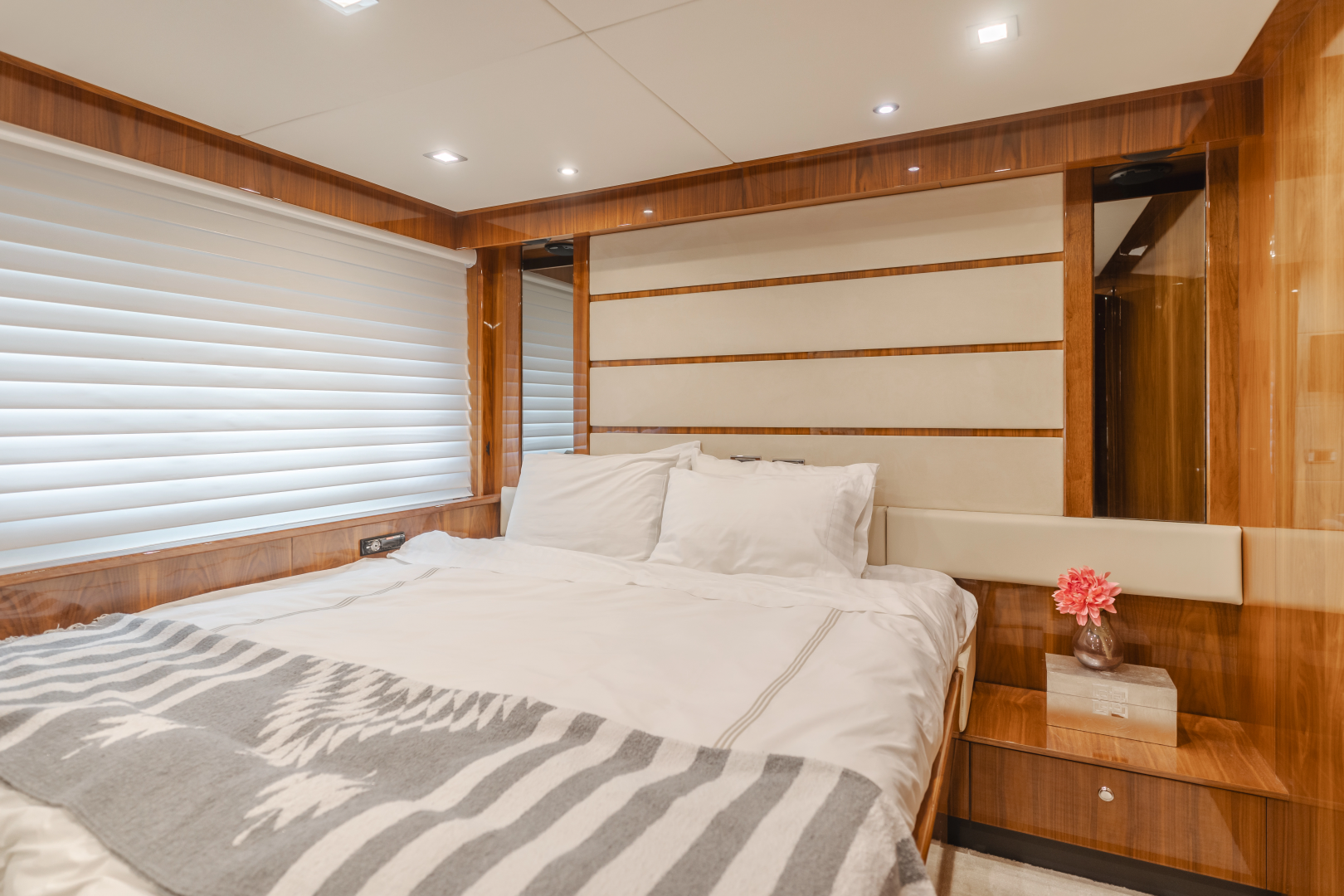 Indecent Proposal IV 88ft Sunseeker Yacht For Sale