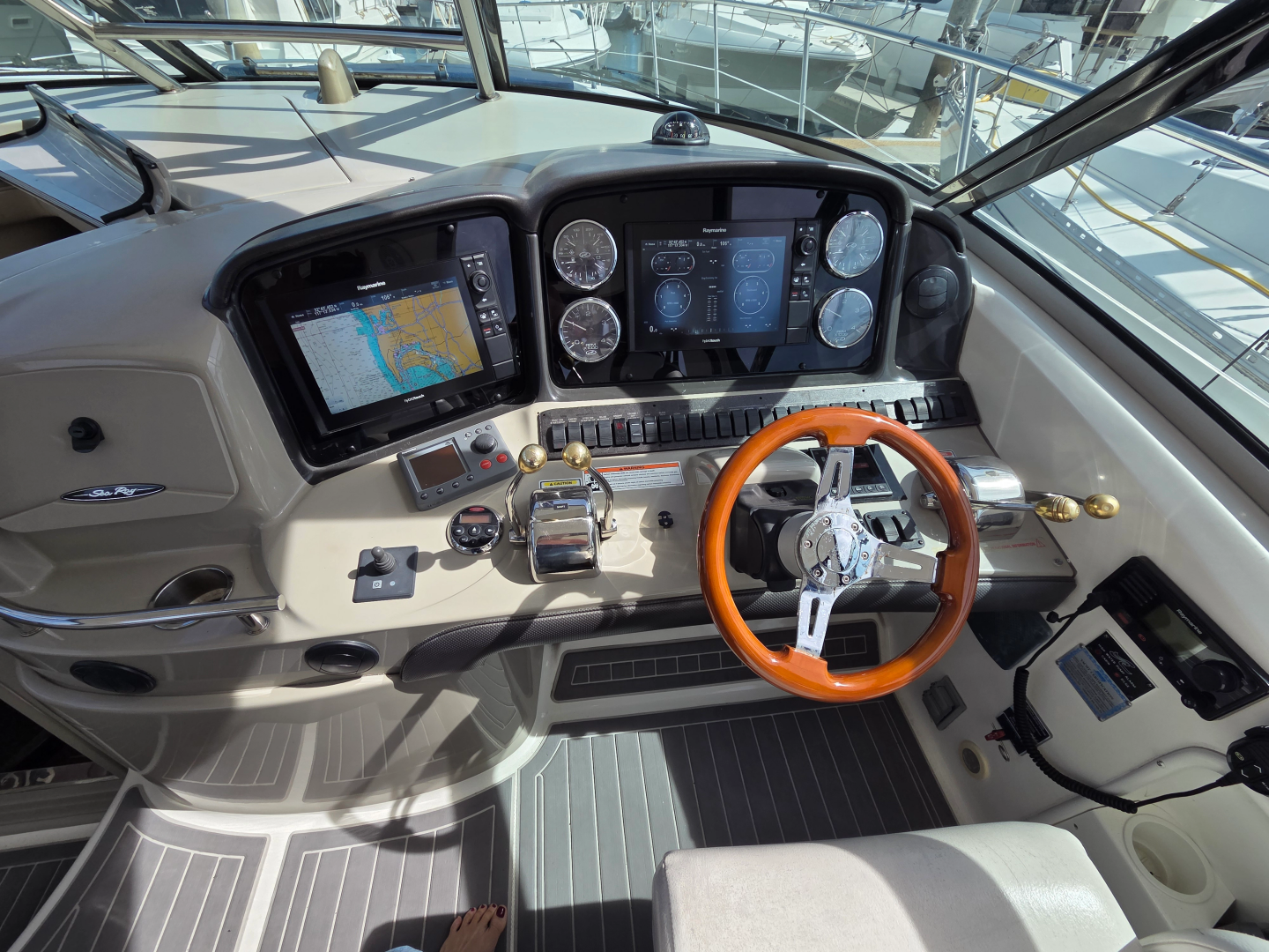 2007 Sea Ray Sundancer 40