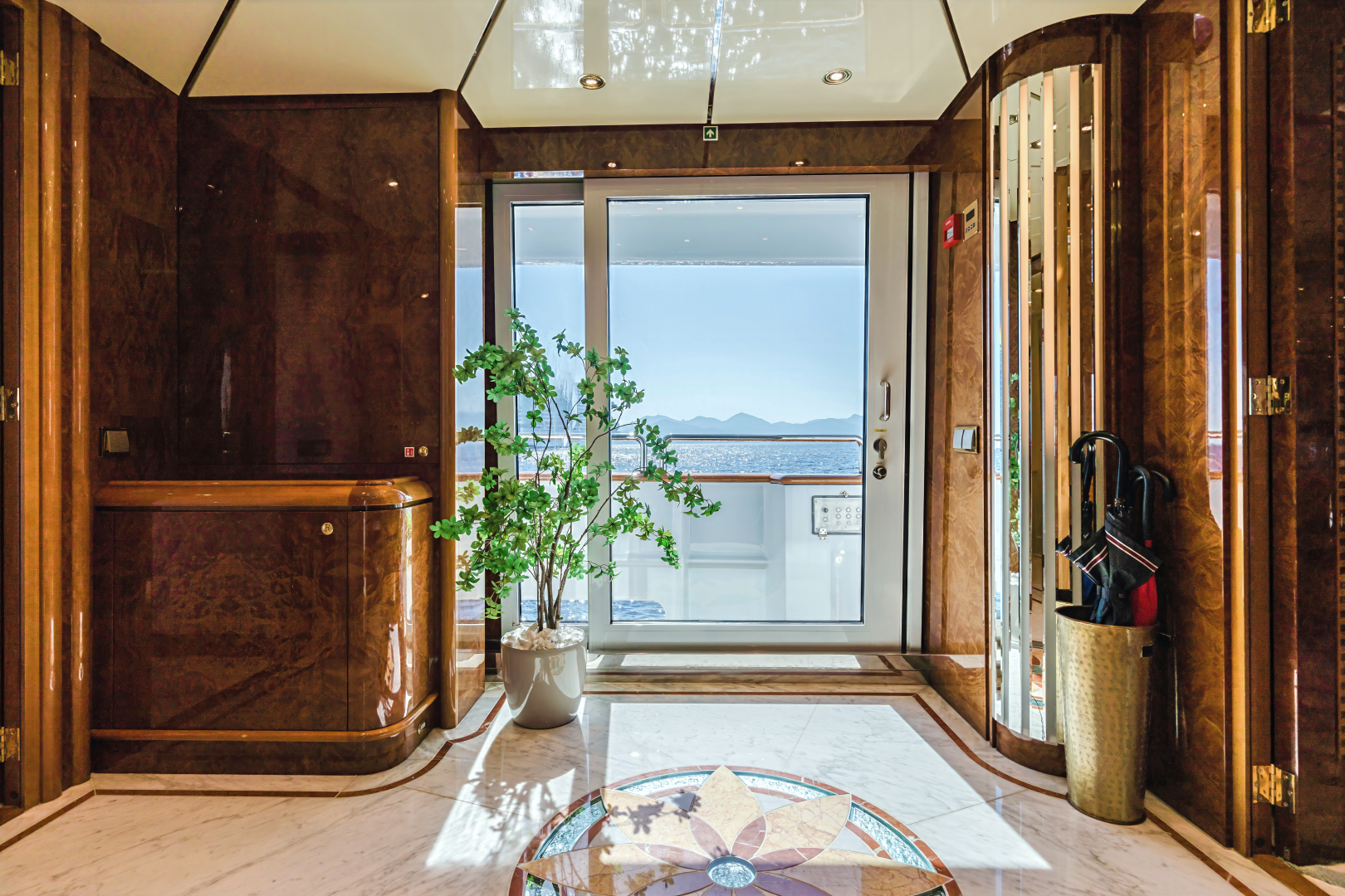 2001 Heesen Yachts 40M
