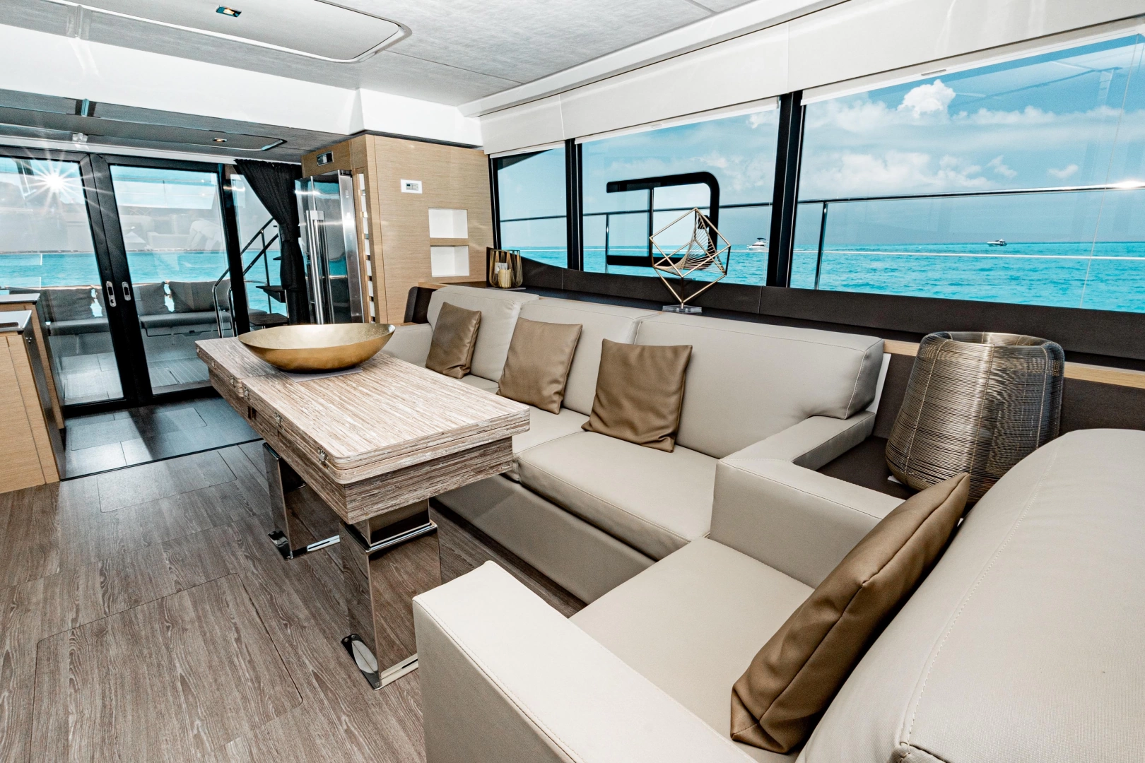 Fountaine Pajot MY6 Yacht For Sale