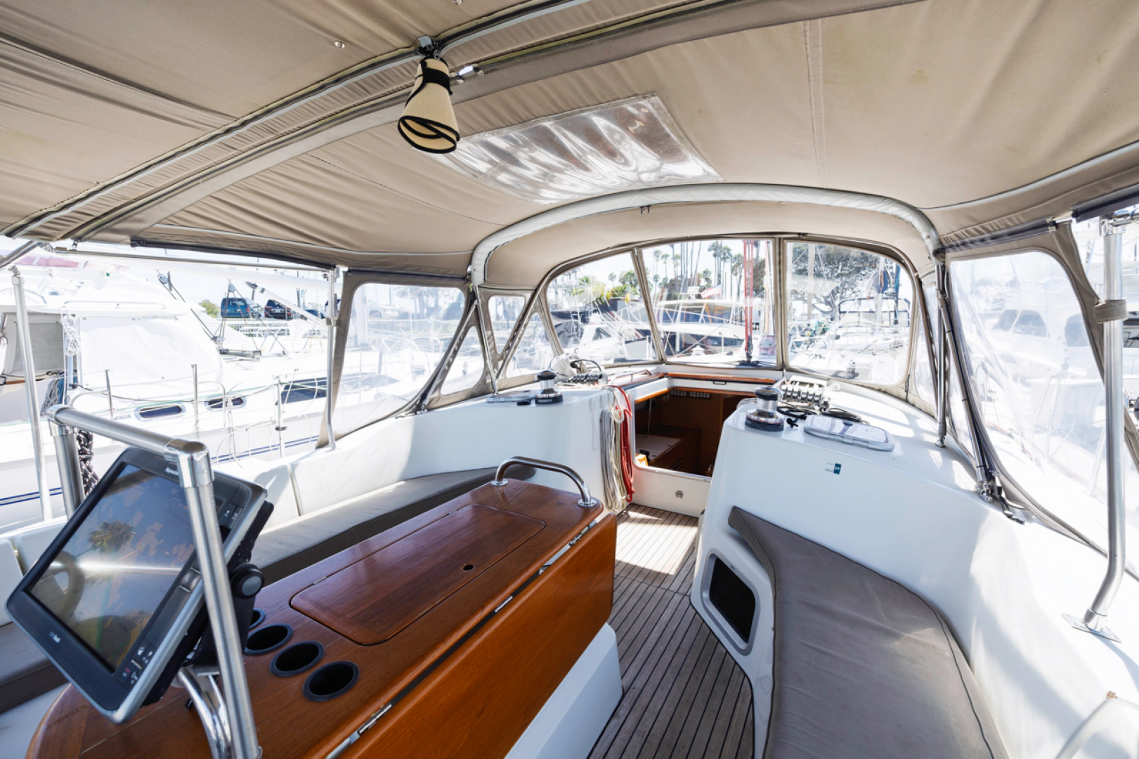 Liberte 44ft Jeanneau Yacht For Sale