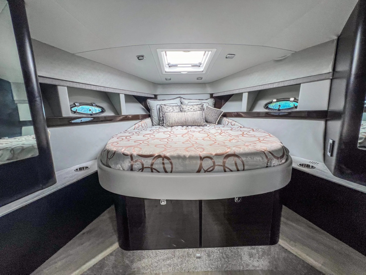 Liquid Asset 40ft Formula Yacht For Sale
