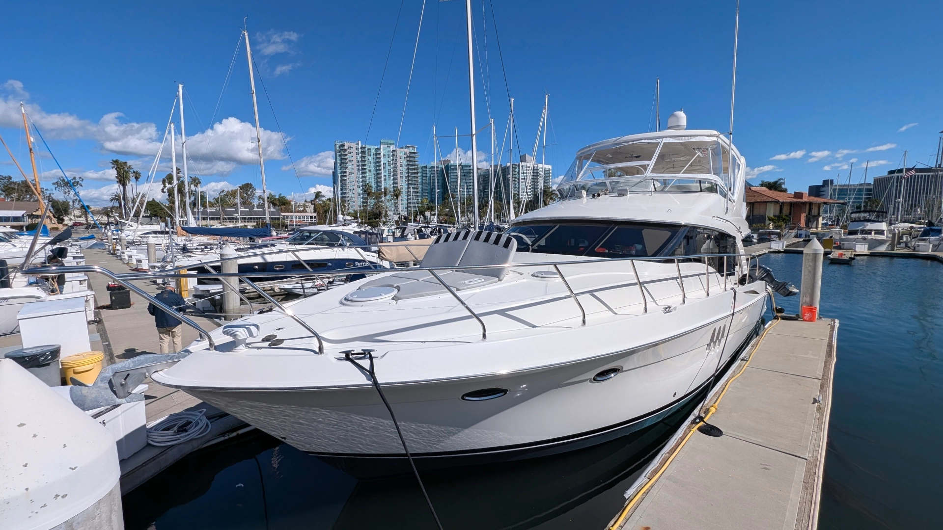 Ovation Flybridge Yacht For Sale