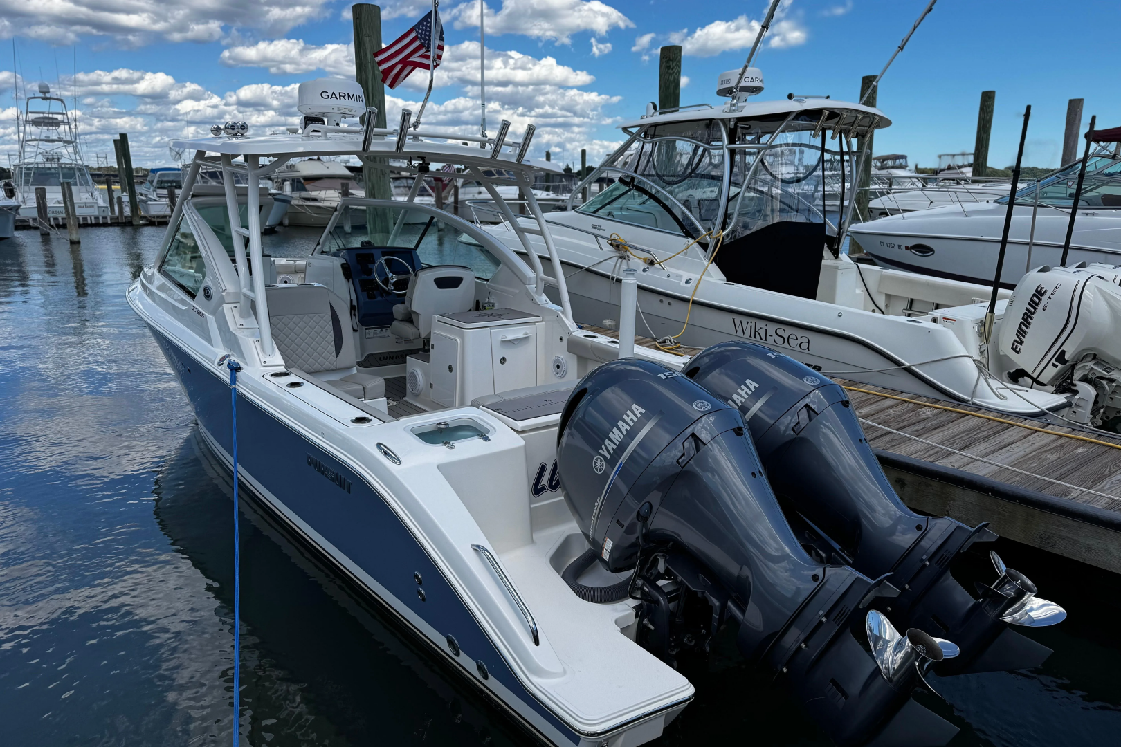 Luna Sea 26ft Pursuit Yacht For Sale