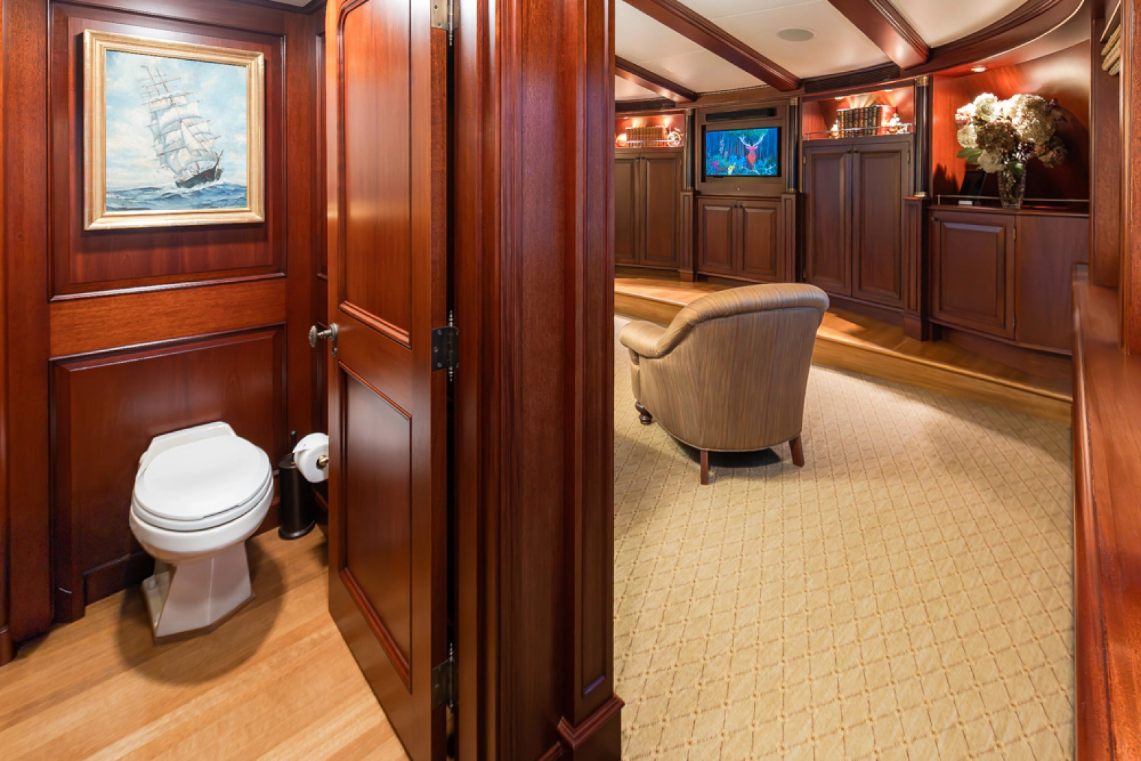 Delta Marine Flybridge Motoryacht — Marlinda - Photo 45