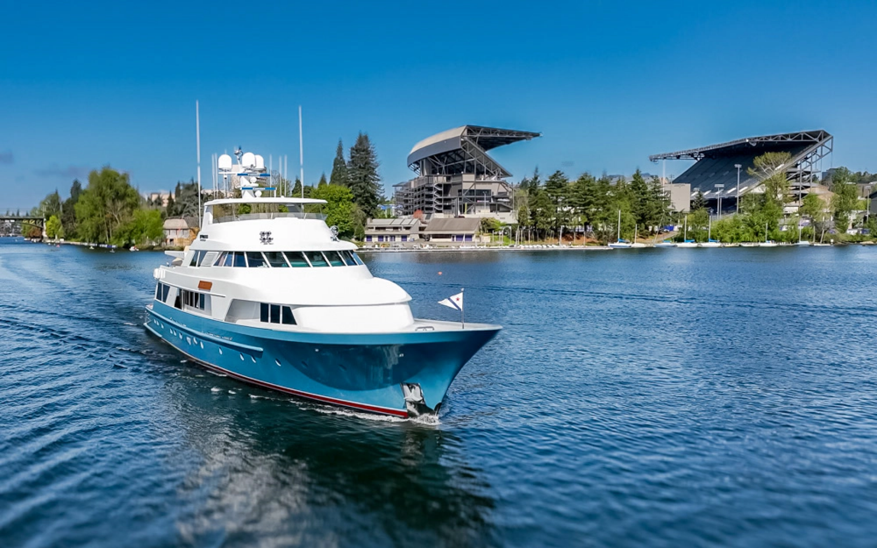 Delta Marine Flybridge Motoryacht — Marlinda - Photo 3