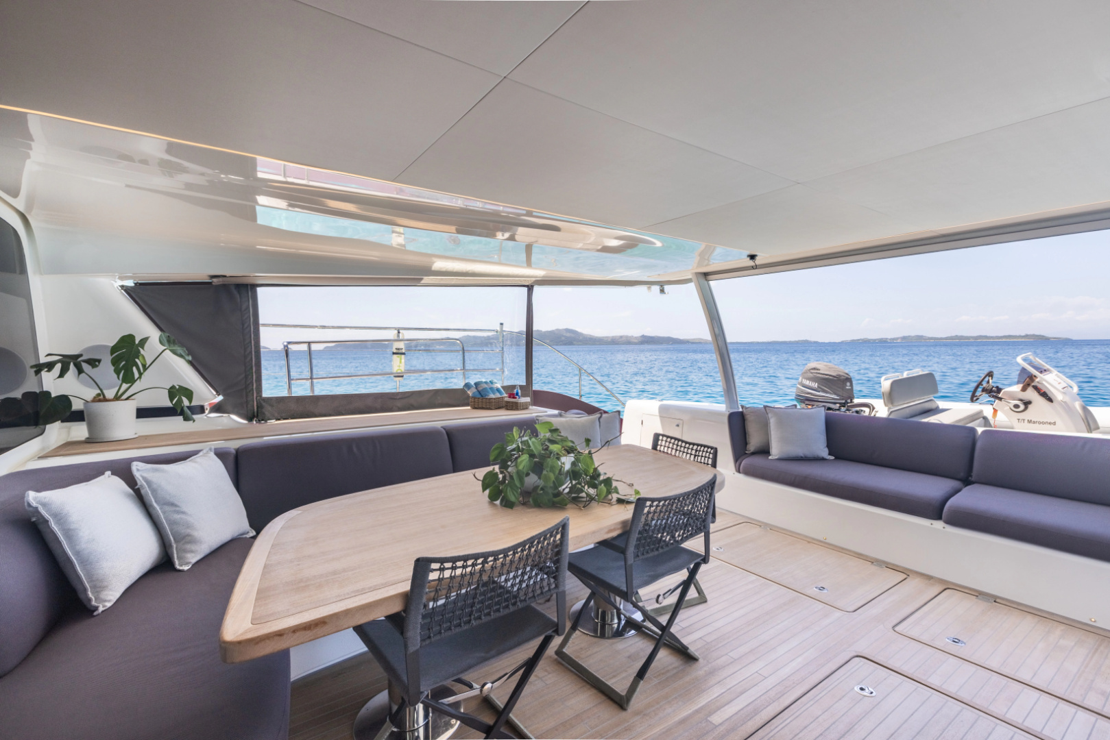 Marooned 67ft Lagoon Yacht For Sale Marooned 67ft Lagoon Yacht For Sale