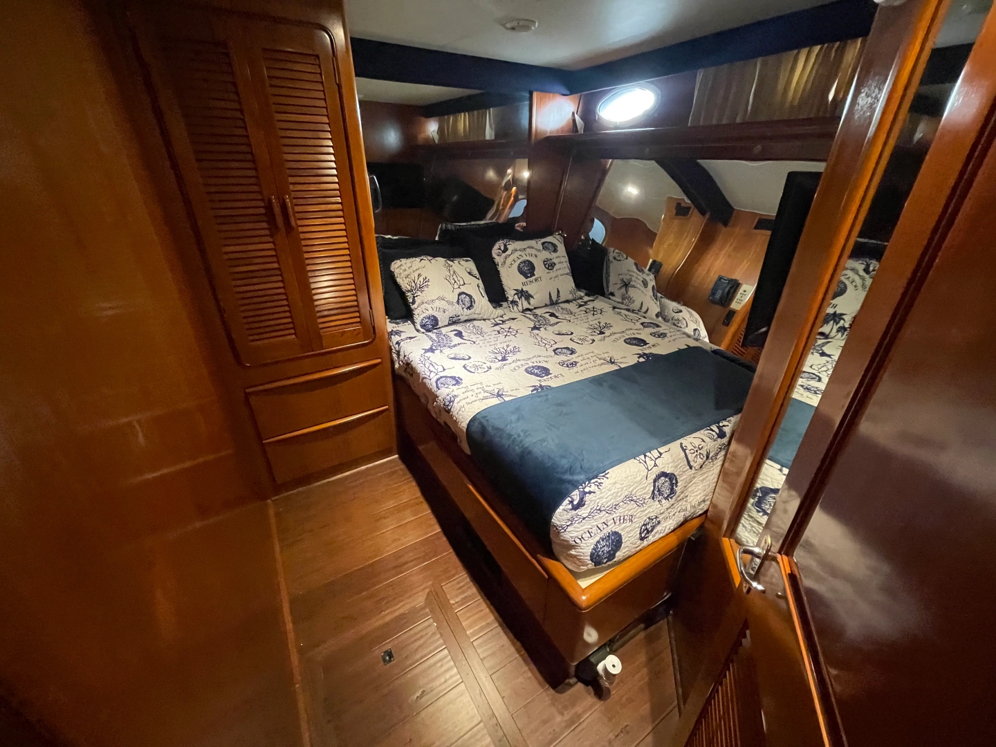 Viking 63 Motor Yacht Yacht For Sale
