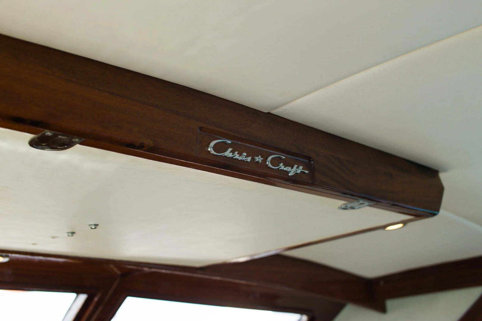 Chris-Craft 57 Constellation Yacht For Sale