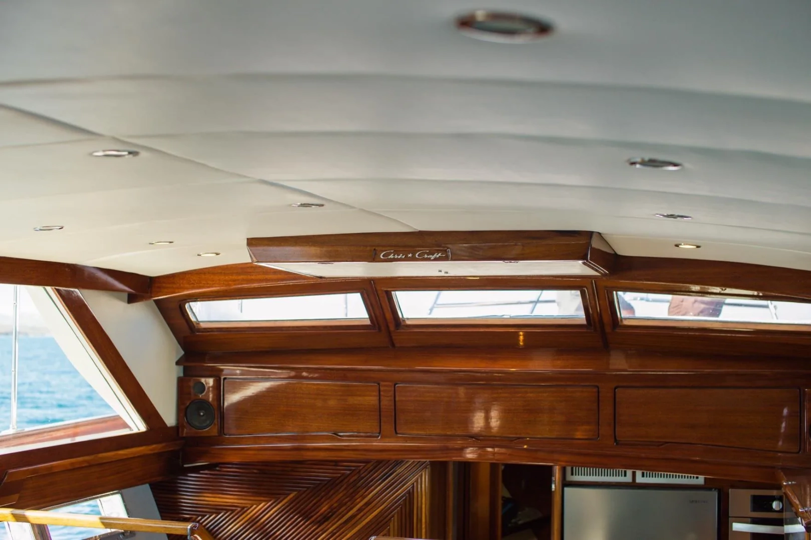 Chris-Craft 57 Constellation Yacht For Sale