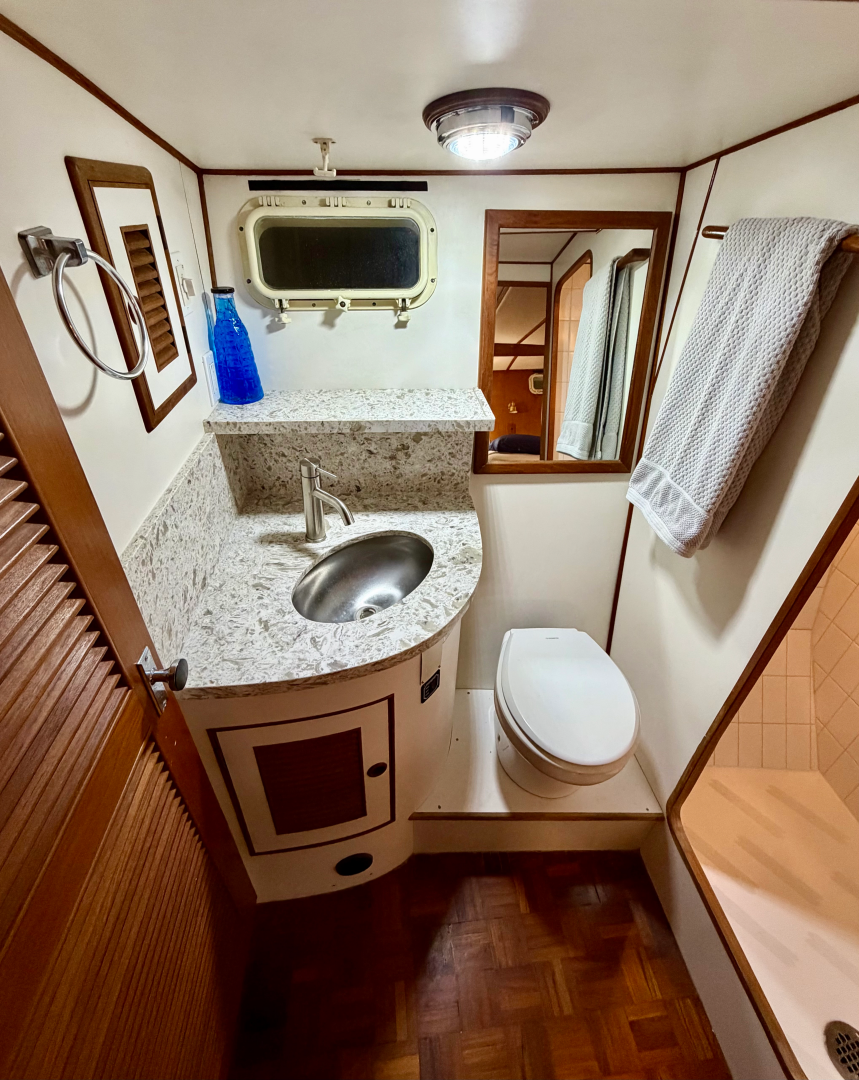 Ocean Jewel 50ft Ocean Alexander Yacht For Sale