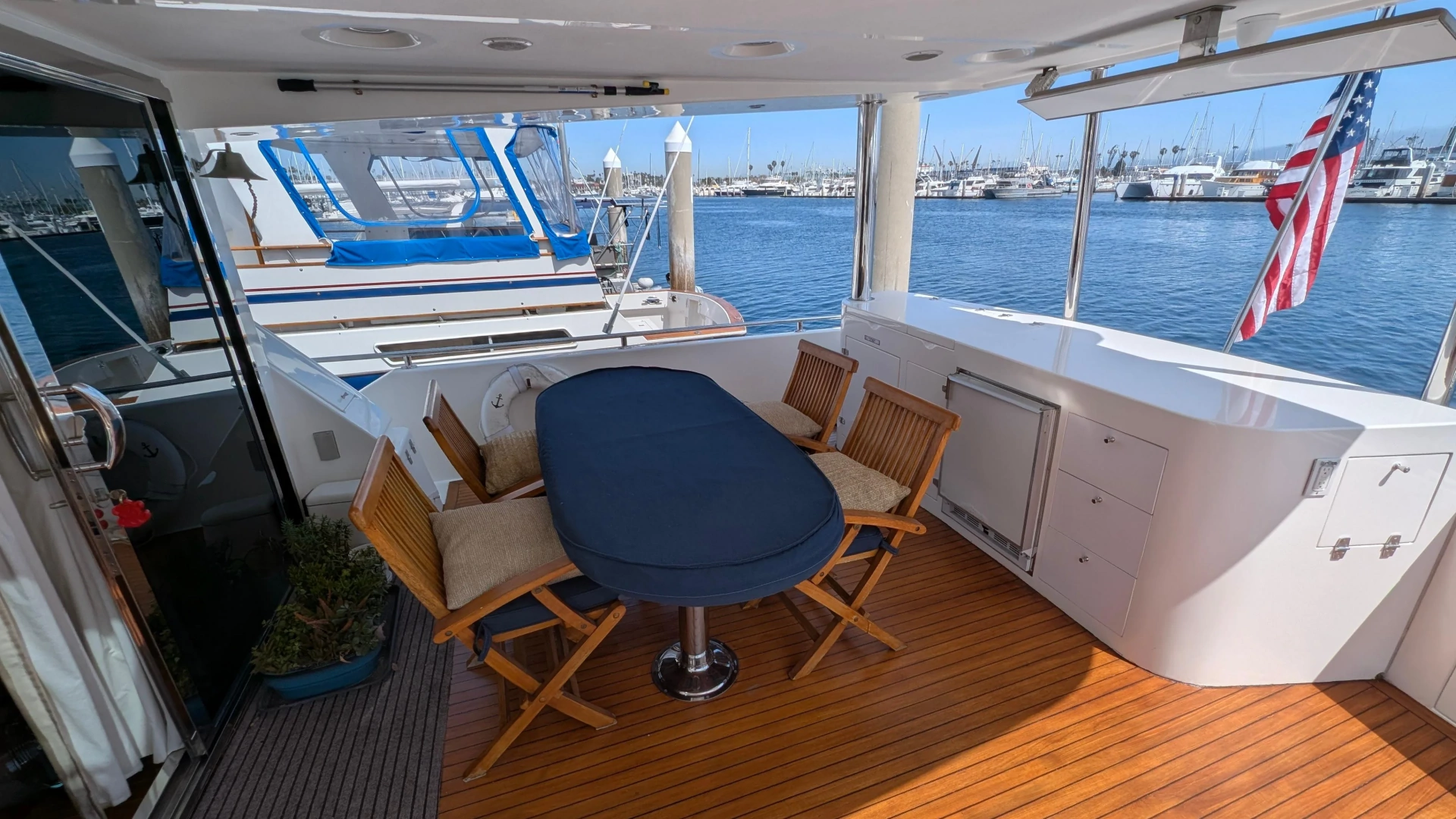 Johnson Motor Yacht Yacht For Sale