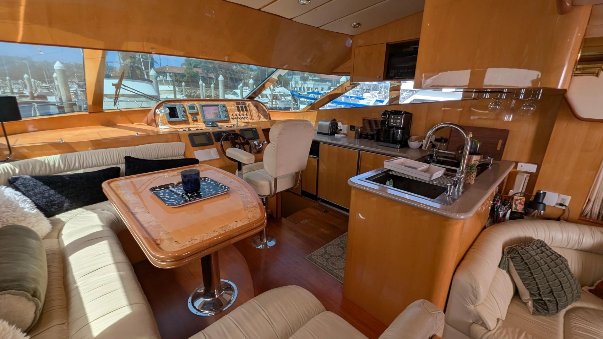 Johnson Motor Yacht Yacht For Sale