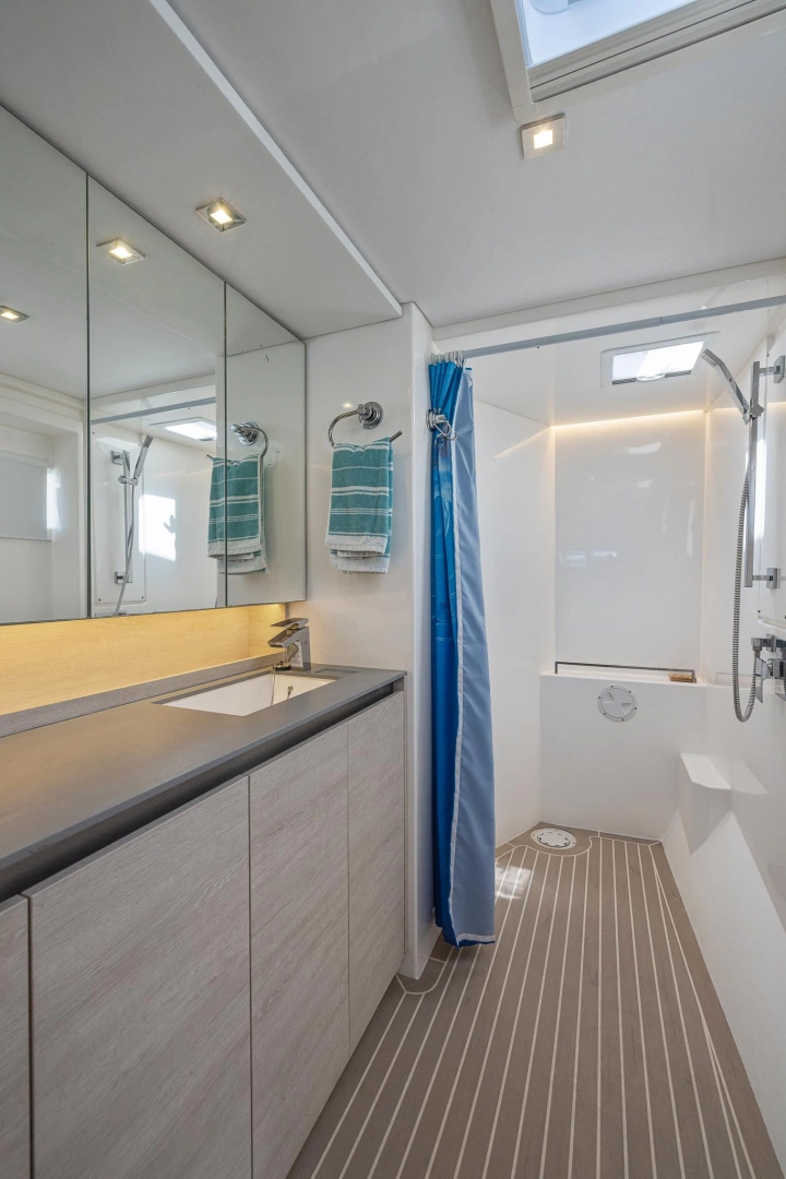 Leopard 50 Yacht For Sale