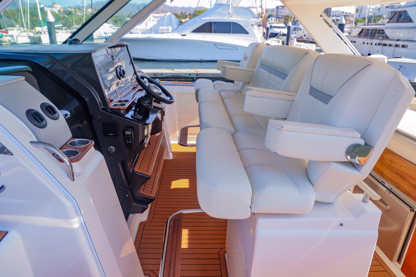 Tiara Yachts 43 LS — OSO DEL MAR - Photo 16