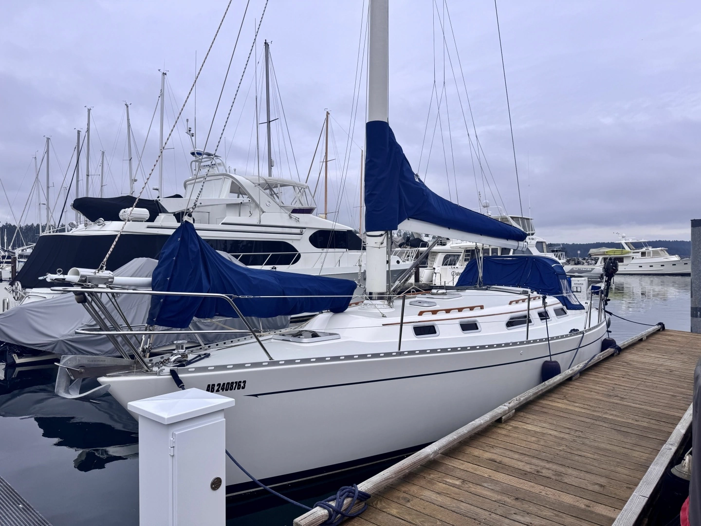 1991 Freedom 38, photo 1 of 30
