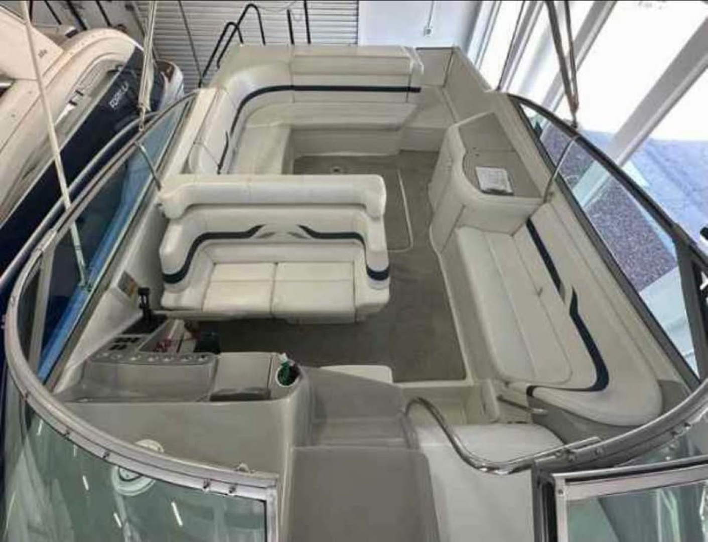 1999 Formula 330 Sun Sport 33