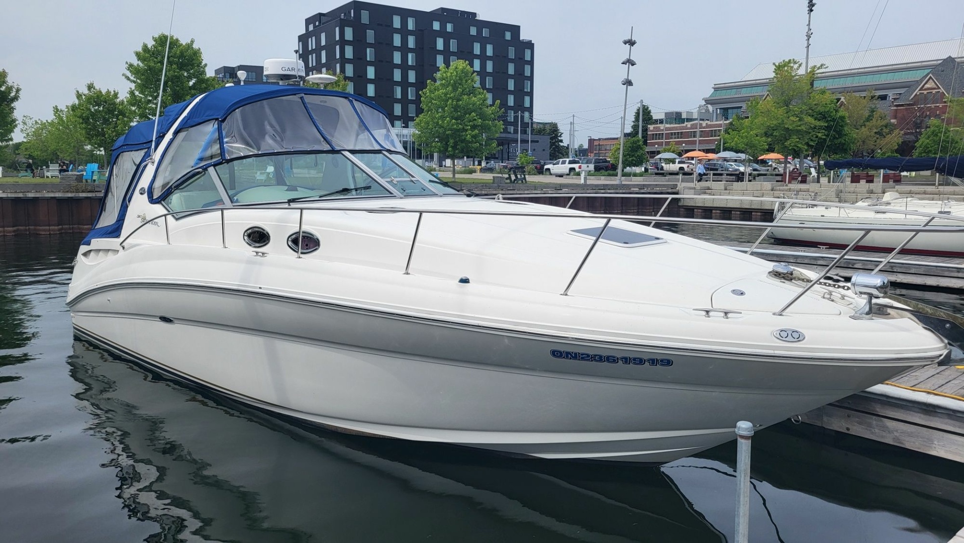 2003 Sea Ray 320 Sundancer 32