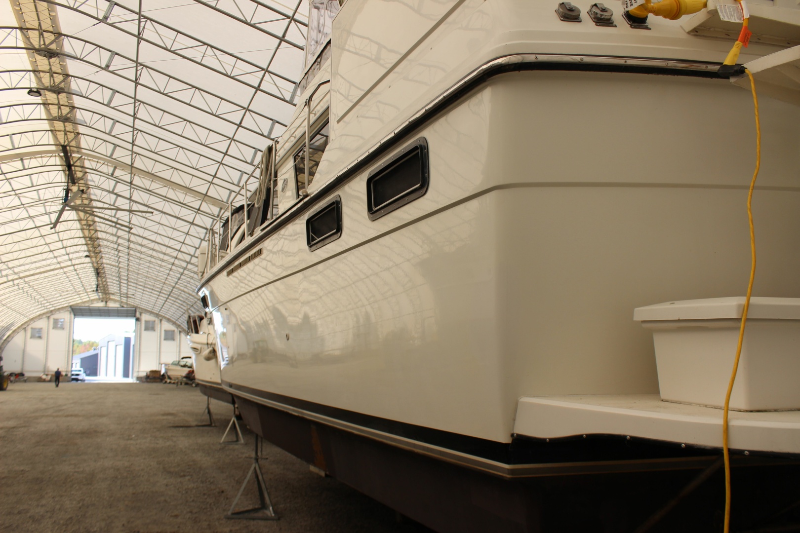 1987 Carver 4207 Aft Cabin 42