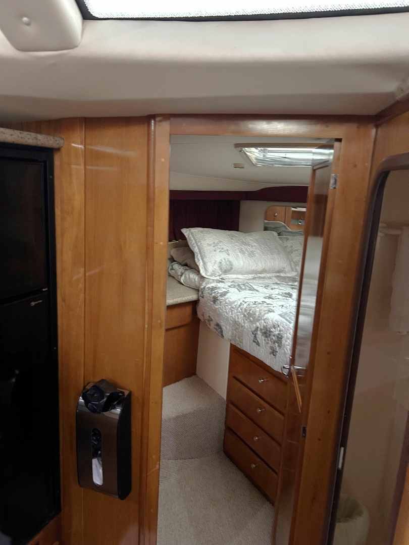 2001 CARVER 356 MY 35