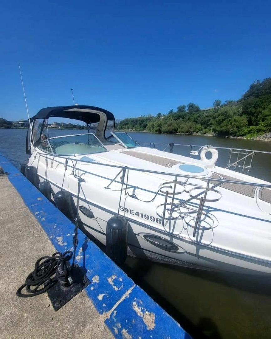 2002 Maxum 3100 SCR, photo 1 of 9