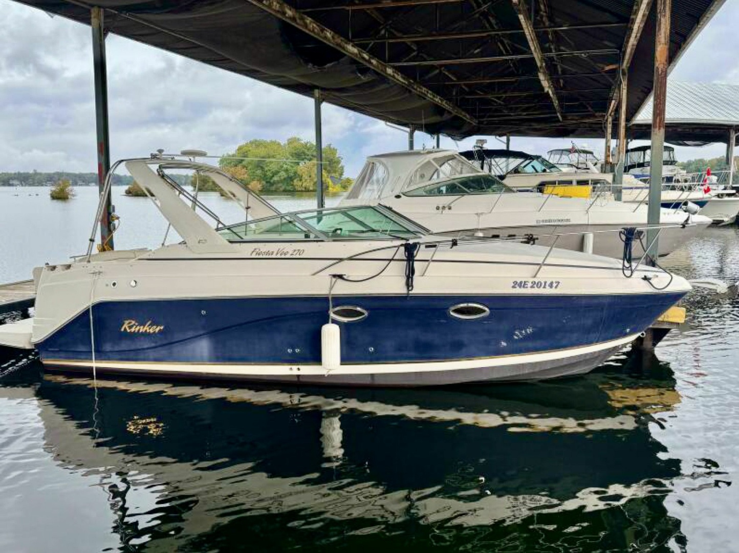 27ft Rinker Yacht For Sale