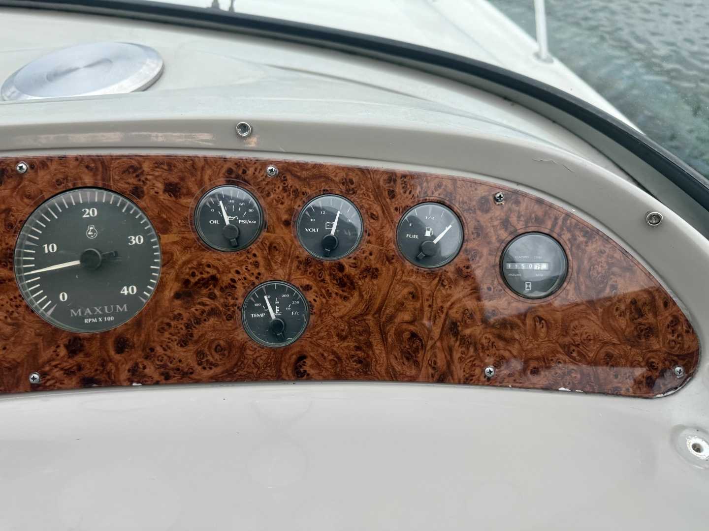 1998 Maxum 4100 SCR 41