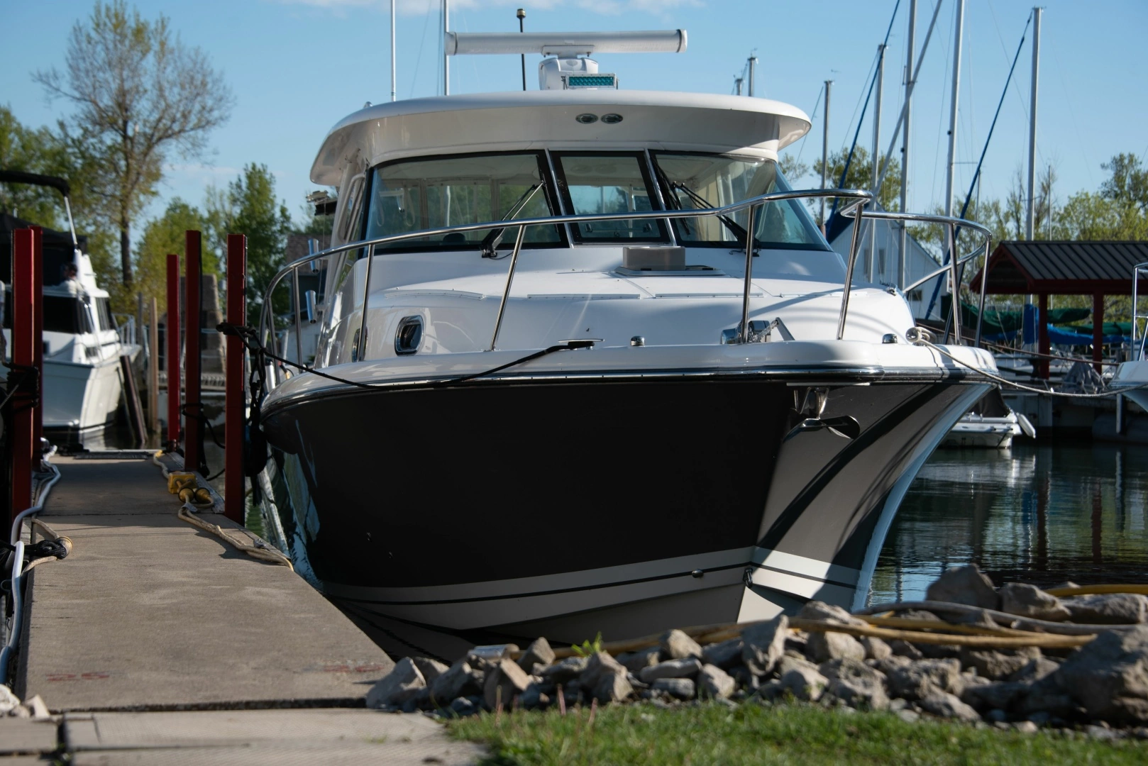 2015 Pursuit 345 Offshore, photo 1 of 30