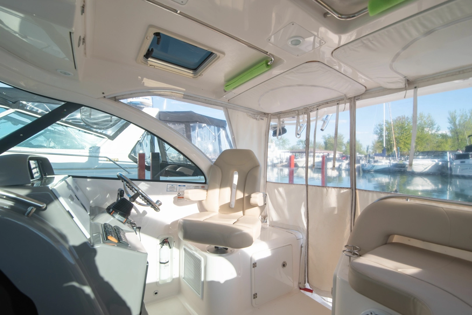Pursuit 345 Offshore Yacht For Sale