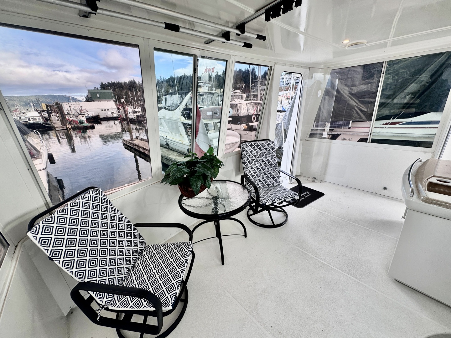 1997 Carver 500 Cockpit Motor Yacht 50