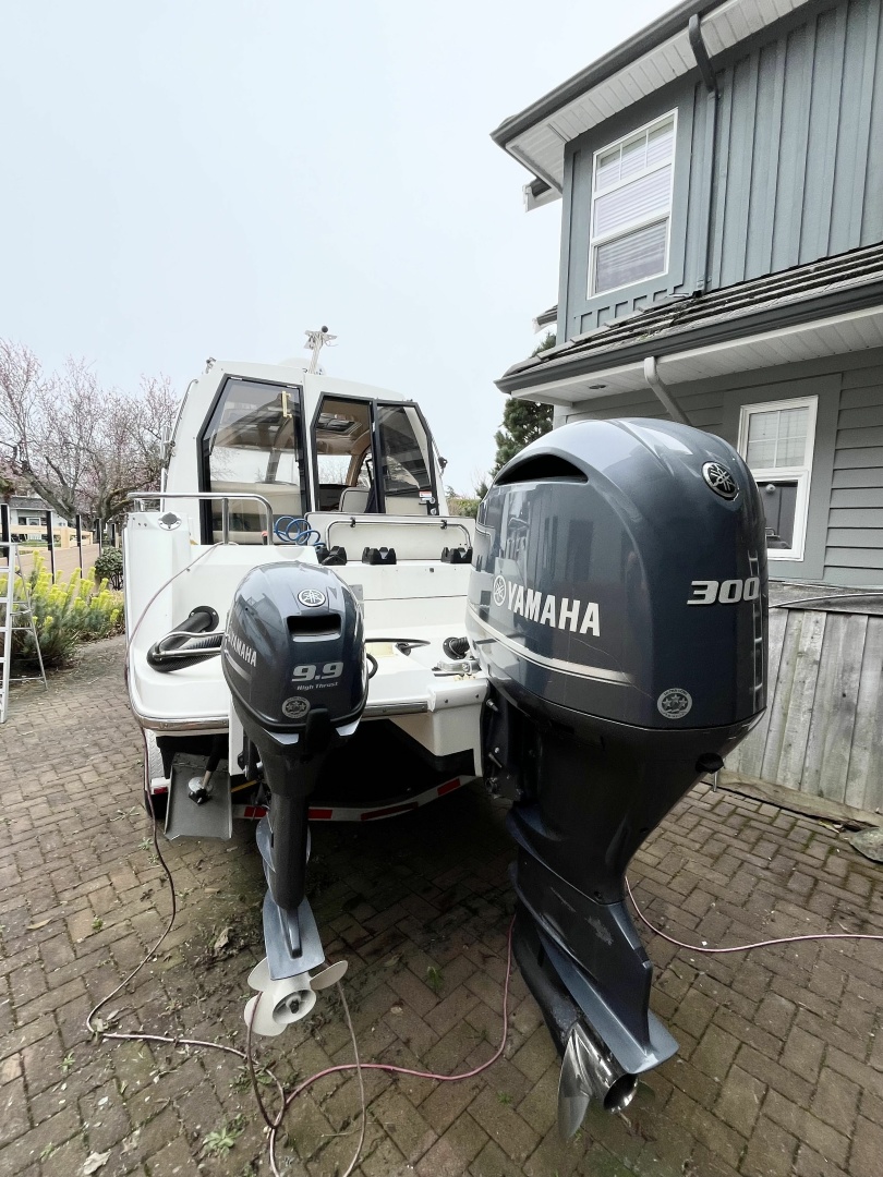 2017 Cutwater C-24 24