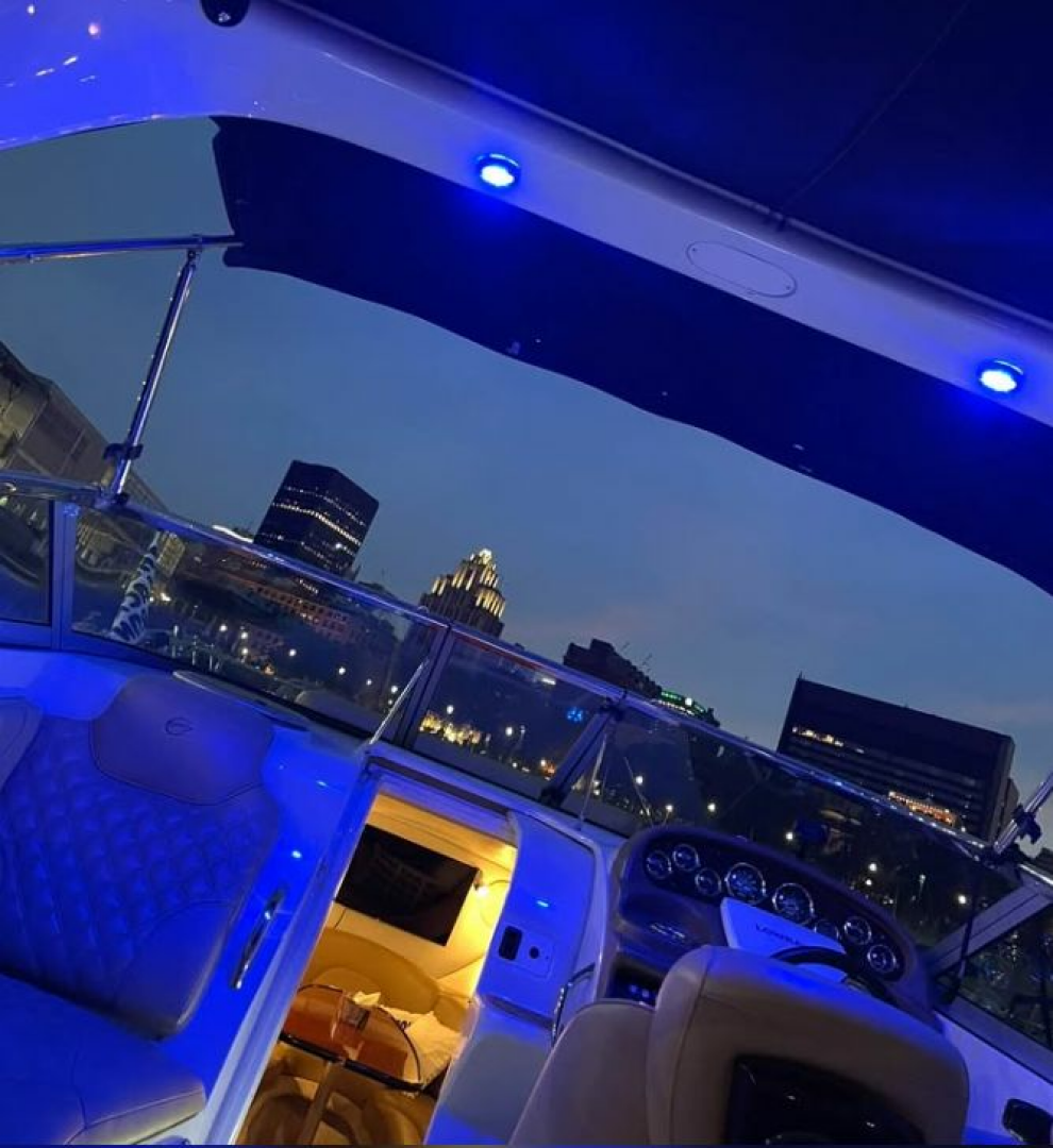 2011 Crownline 280 LPX (28 EP) 28