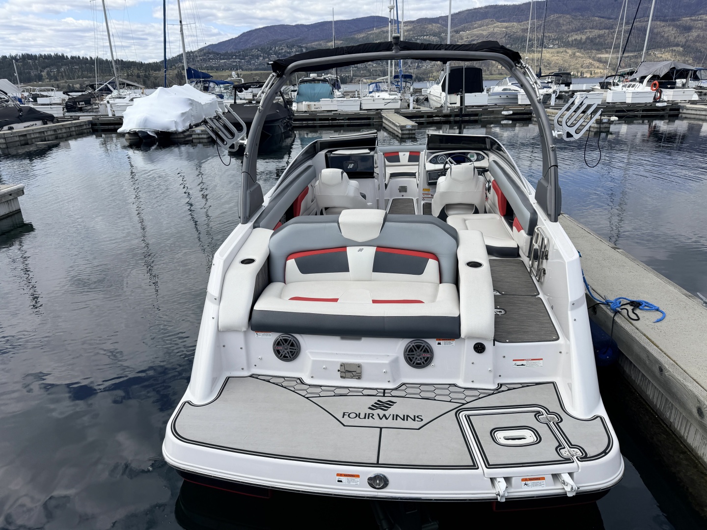2023 Four Winns HD240 RS Surf 24