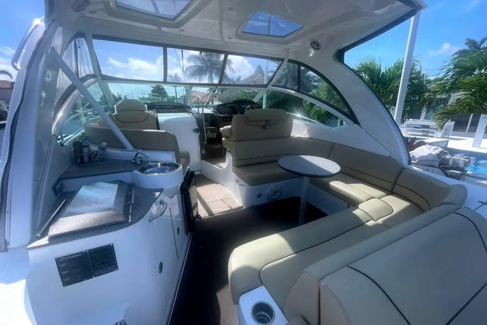 38ft Cruisers Yachts Yacht For Sale