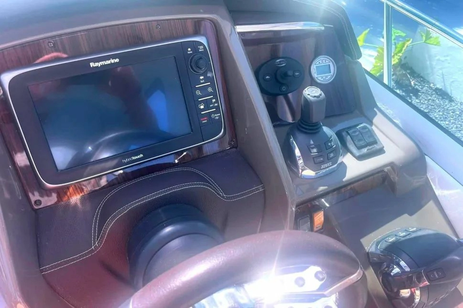 Cruisers Yachts 380 Express Yacht For Sale