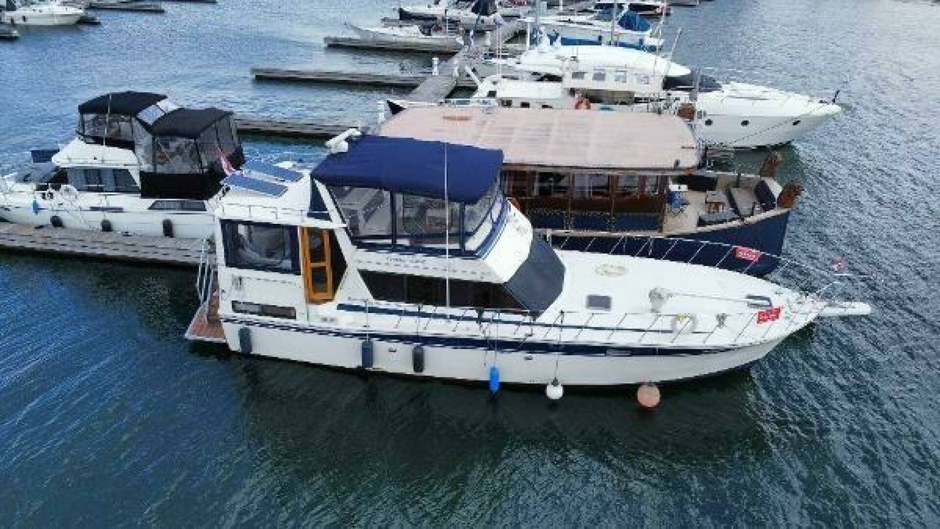 1984 Burns Craft 48 MY 48