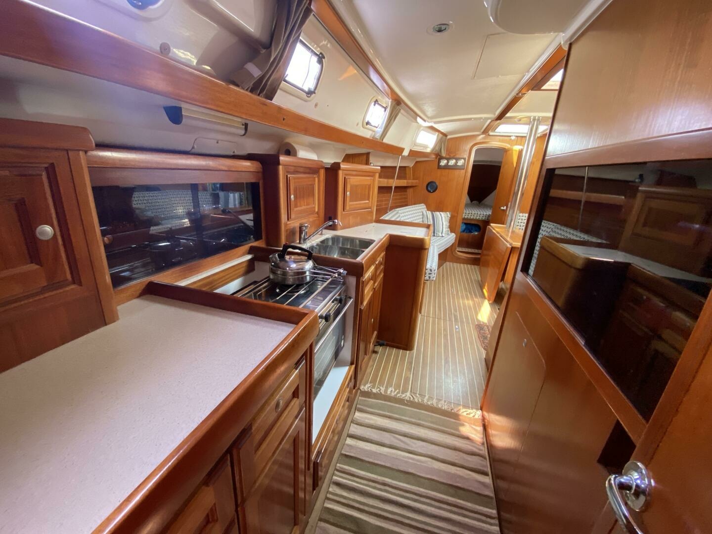 39ft Dufour Yacht For Sale
