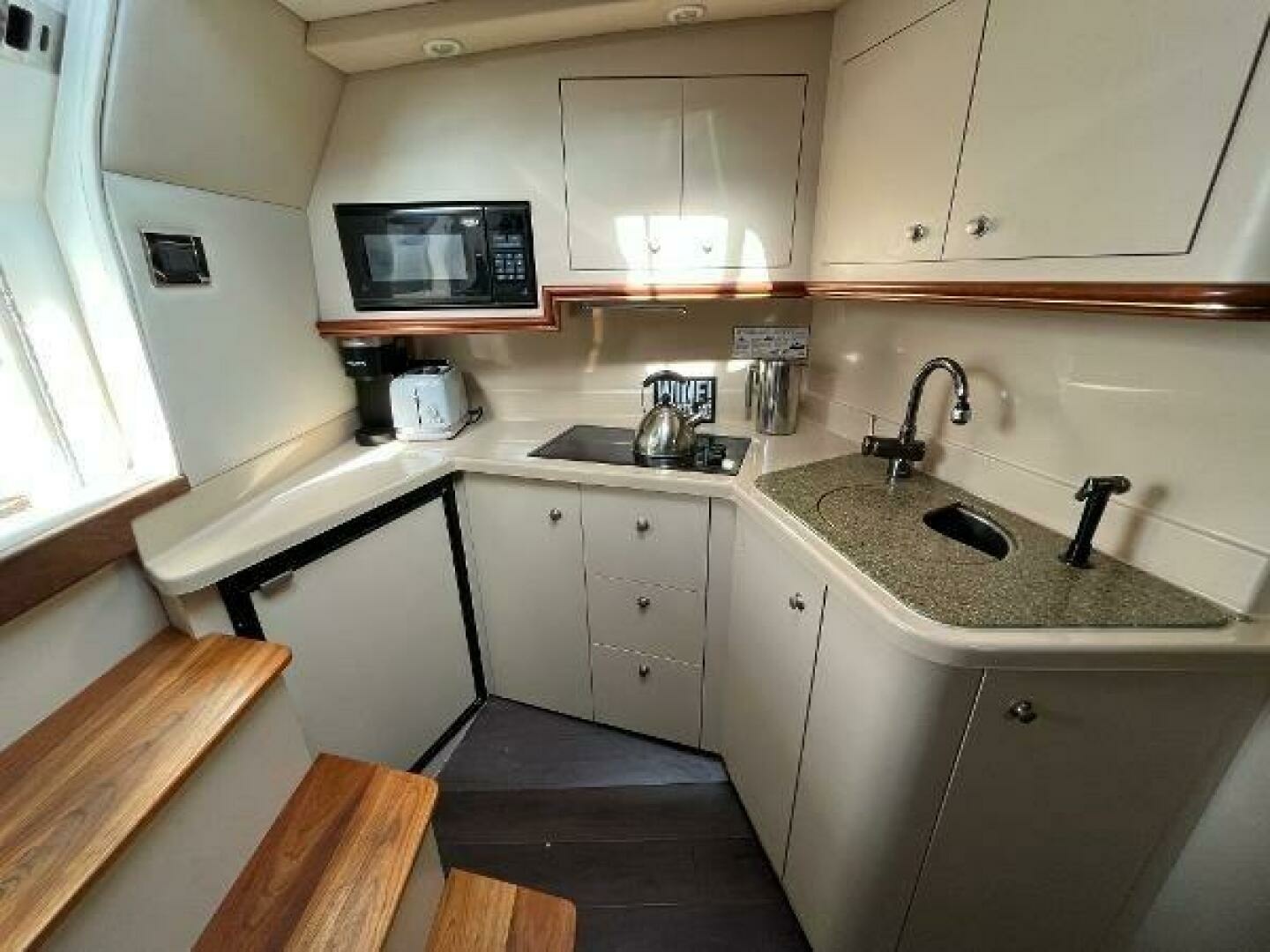 34ft Cruisers Yachts Yacht For Sale