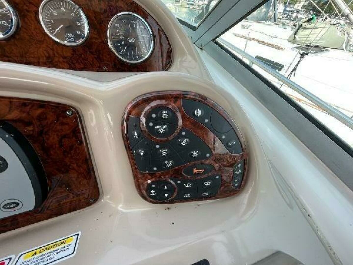 2003 Sea Ray 340 Sundancer 34