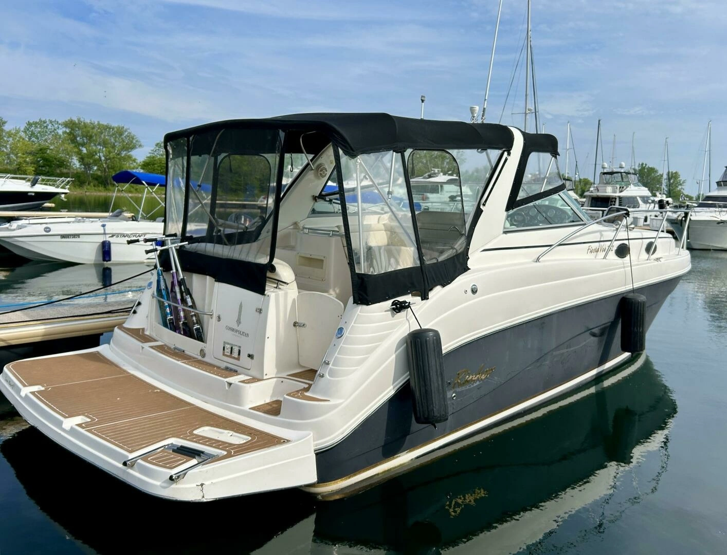 2005 Rinker 342 Fiesta Vee, photo 1 of 14