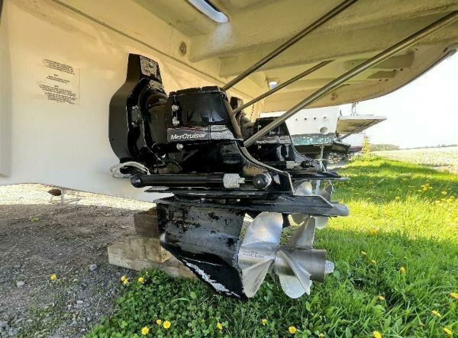 2008 Chaparral 330 Signature 33