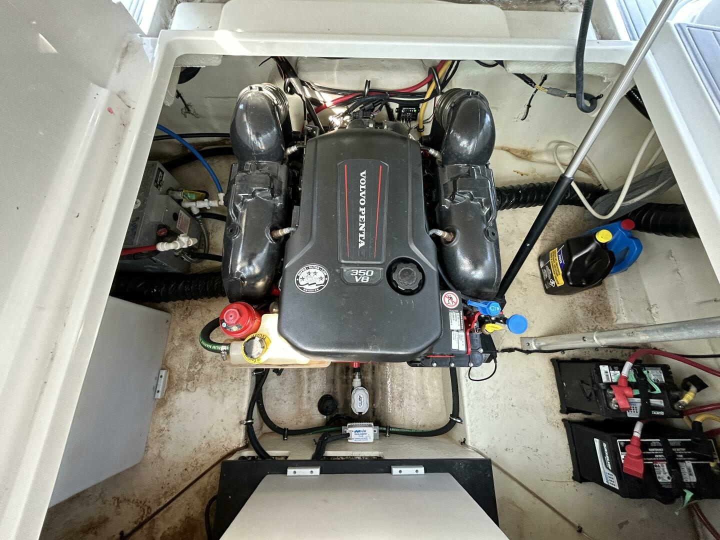 2018 Monterey 295 Sport Yacht 29
